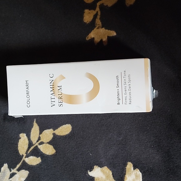 Color farm vitamin C Serum brighten + smooth - Picture 10 of 16